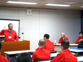 雪、凍結した路面での走行を解説