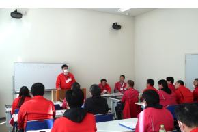 商品の種類に応じた最適な固定方法や注意点をレクチャー